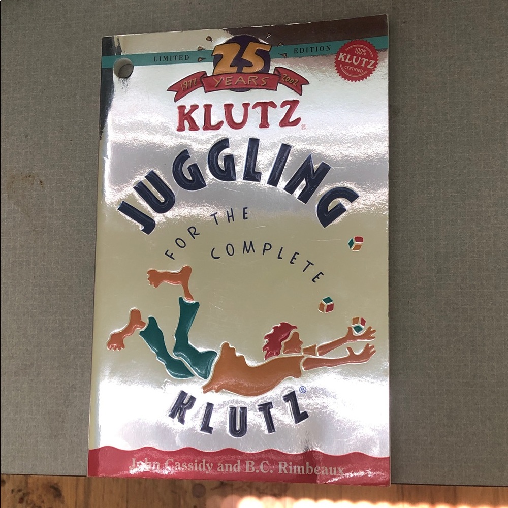 Klutz Juggling Book - Cream Cover with Red & Teal Accents